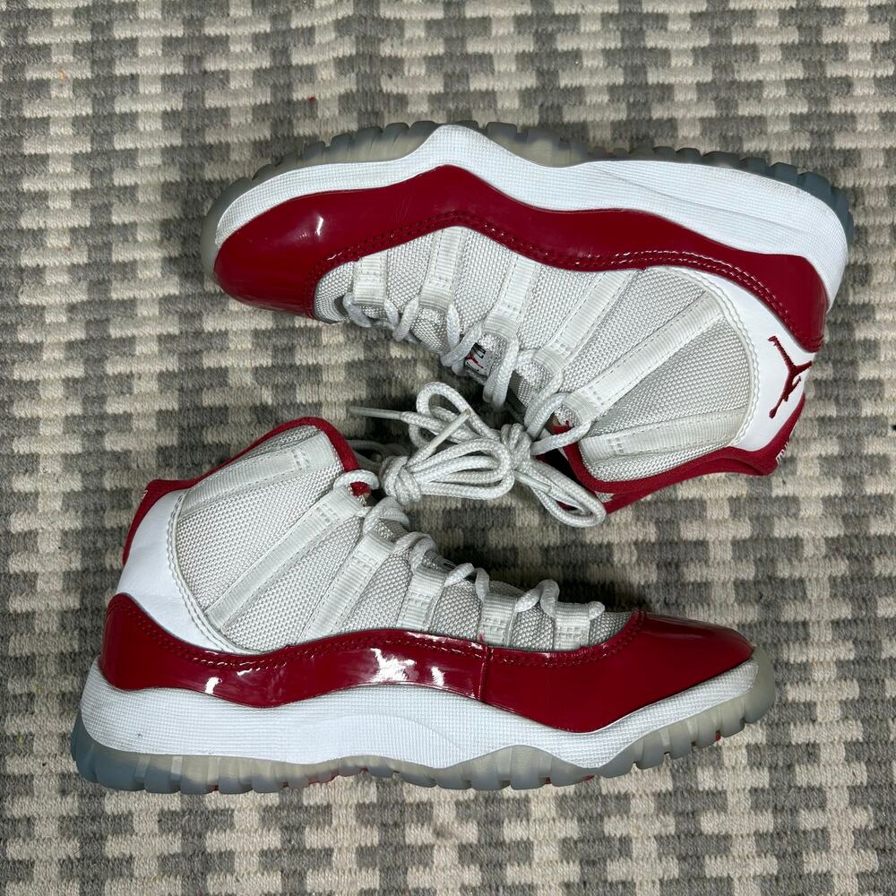 Jordan 11 Retro Cherry TD Mid White Varsity Red Toddler Shoes Size 1Y 2022